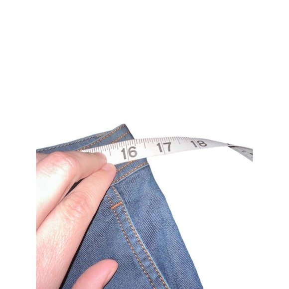 St. John Womens Flat Front Denim Jeans Size 8 Dark Wash Ankle Straight - Picture 6 of 8